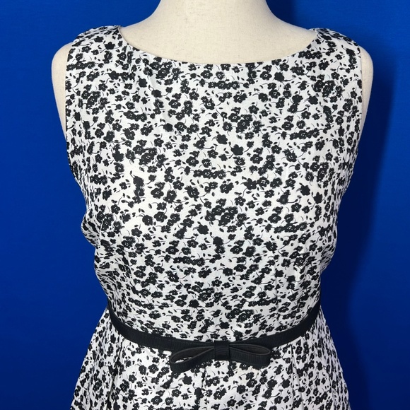 👗|•DANNY AND NICOLE•| Pretty Black & White Fit & Flare Dress Size 12 - Picture 4 of 14